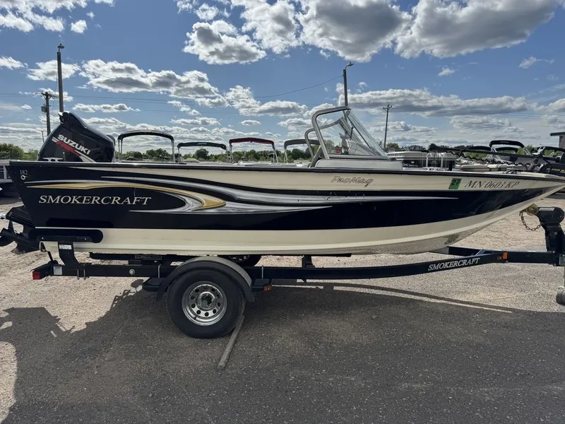 Slide: The Image of Smoker Craft Pro Mag 182 2010 - 45