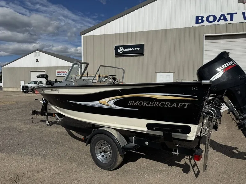 Slide: The Image of Smoker Craft Pro Mag 182 2010 - 60