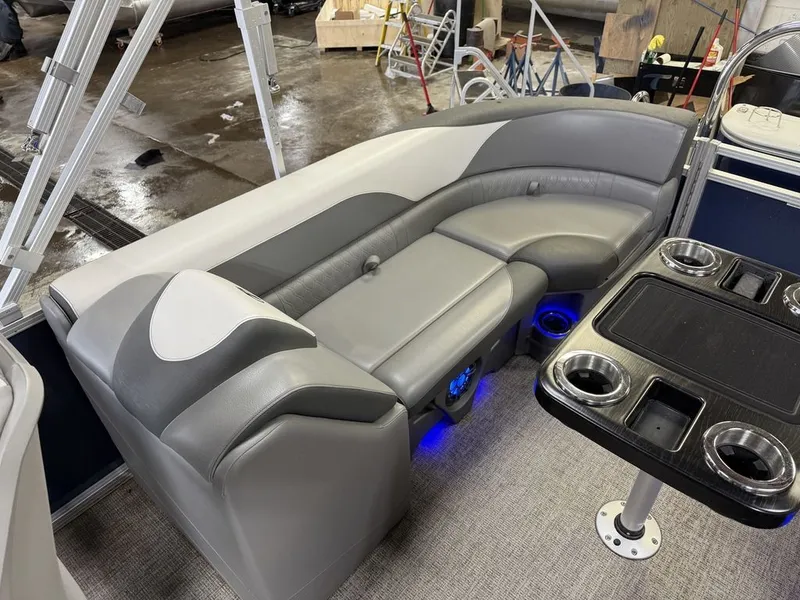 Slide: The Image of Tahoe LTZ 2385 Quad Lounge Tritoon Pontoon & Honda 4-Stroke EFI 2022 - 19