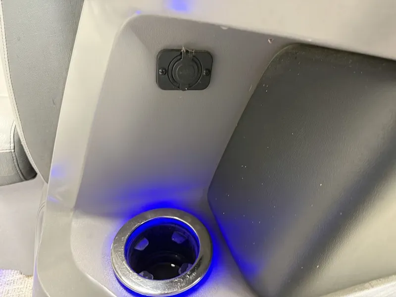 Slide: The Image of Tahoe LTZ 2385 Quad Lounge Tritoon Pontoon & Honda 4-Stroke EFI 2022 - 31