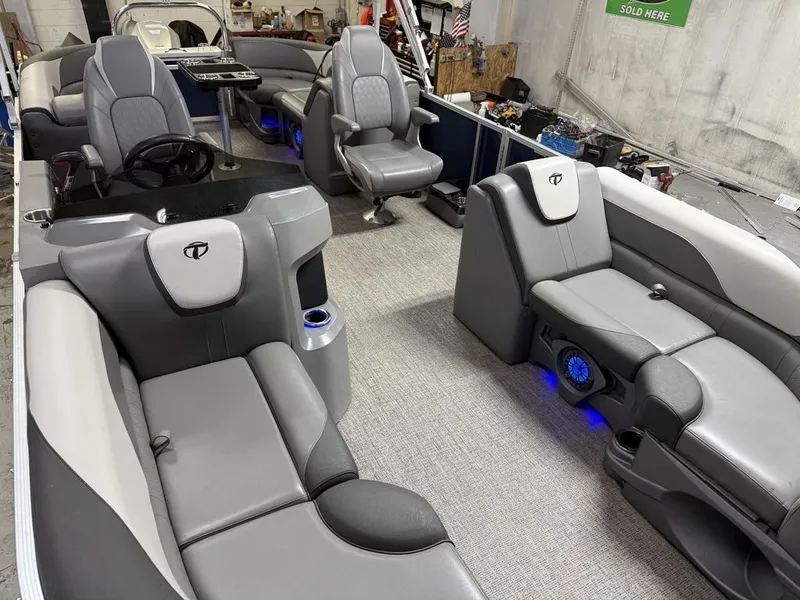 Slide: The Image of Tahoe LTZ 2385 Quad Lounge Tritoon Pontoon & Honda 4-Stroke EFI 2022 - 33