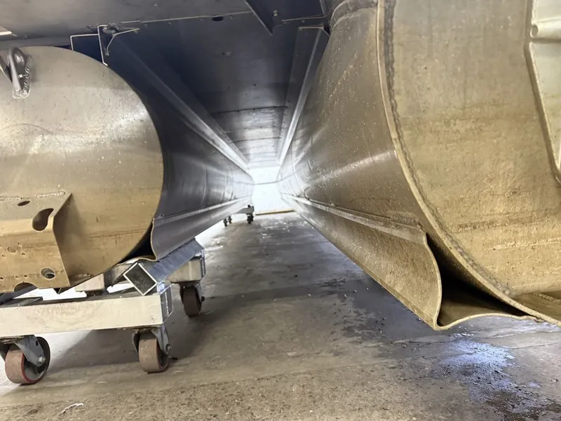 Slide: The Image of Tahoe LTZ 2385 Quad Lounge Tritoon Pontoon & Honda 4-Stroke EFI 2022 - 39