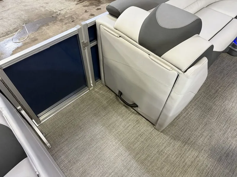 Slide: The Image of Tahoe LTZ 2485 Elite Cruise & Honda 115HP 4-Stroke EFI 2022 - 22