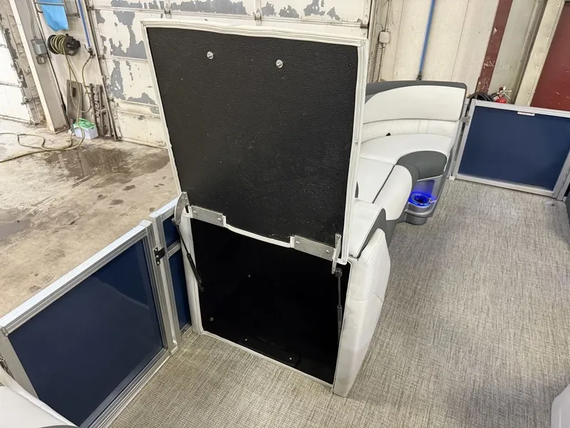 Slide: The Image of Tahoe LTZ 2485 Elite Cruise & Honda 115HP 4-Stroke EFI 2022 - 23