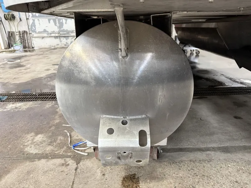 Slide: The Image of Tahoe LTZ 2485 Elite Cruise & Honda 115HP 4-Stroke EFI 2022 - 34