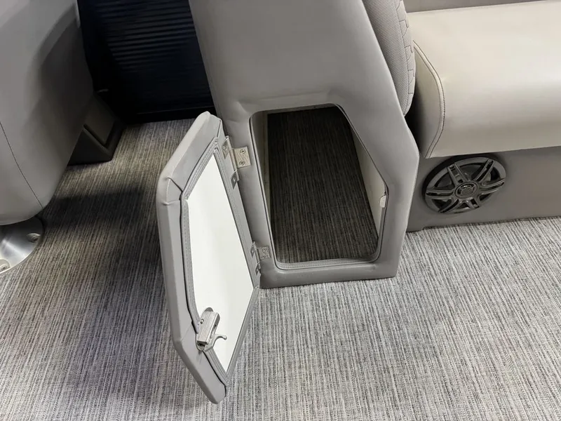 Slide: The Image of Qwest 822 100HP Quad Lounge Pontoon 2023 - 36