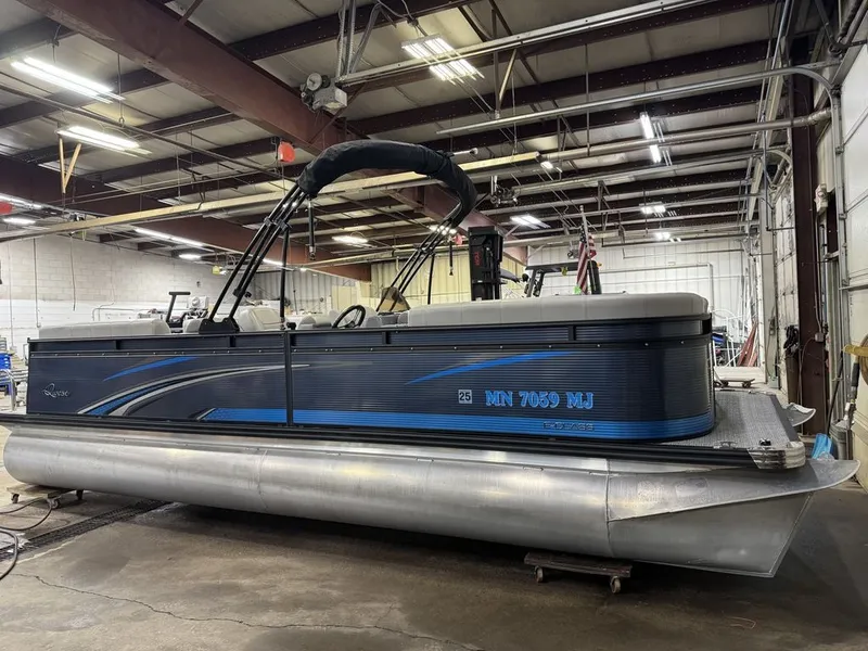 Slide: The Image of Qwest 822 100HP Quad Lounge Pontoon 2023 - 47