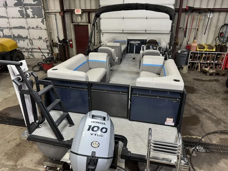 Slide: The Image of Qwest 822 100HP Quad Lounge Pontoon 2023 - 6