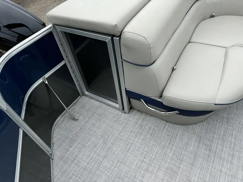 Slide: The Image of South Bay South Bay 220 Cruise LE Pontoon $29,995 2022 - 33