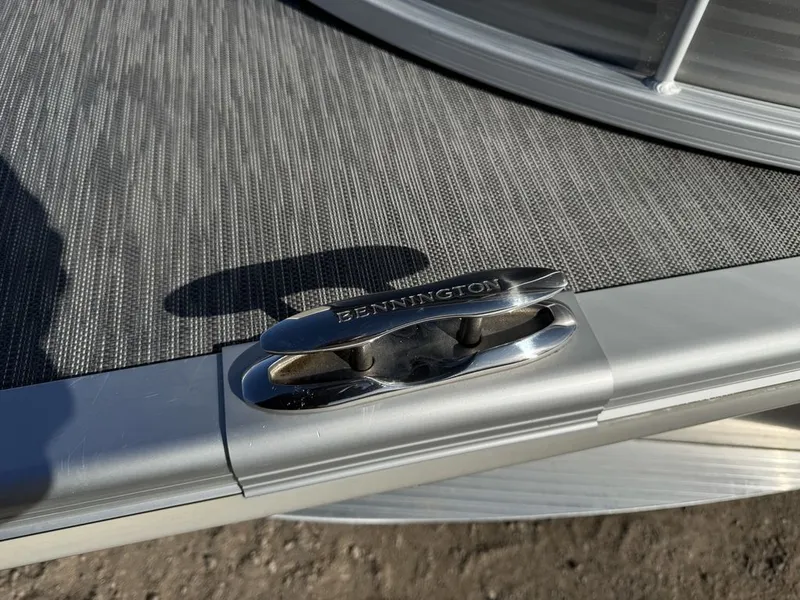 Slide: The Image of Bennington 2021 Bennington 22 SSRX Quad Lounge Pontoon & 115HP - $29995 2021 - 55