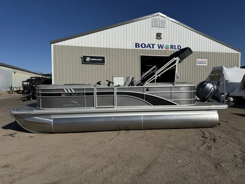 Slide: The Image of Bennington 22 SSRX Pontoon & 115HP Yamaha 2021 - 41