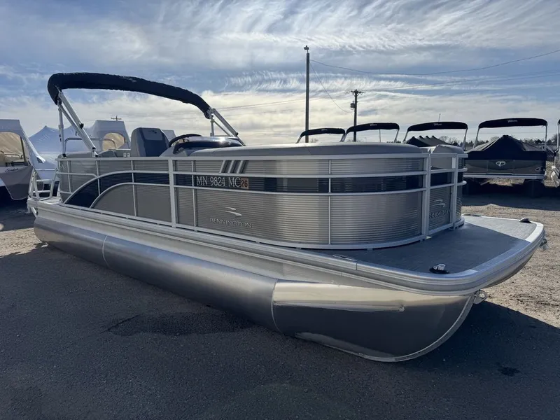Slide: The Image of Bennington 22 SSRX Pontoon & 115HP Yamaha 2021 - 51
