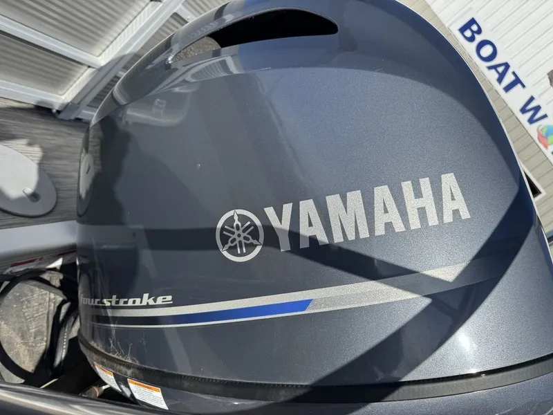 Slide: The Image of Bennington 22 SSRX Pontoon & 115HP Yamaha 2021 - 53
