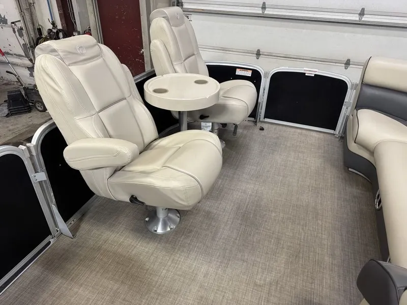 Slide: The Image of Premier Sunspree 220 DL Pontoon 2018 - 10