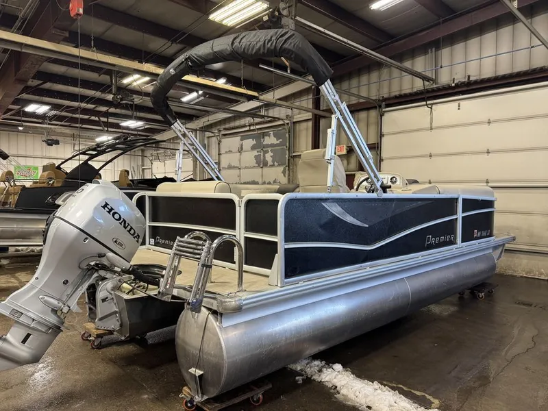 Slide: The Image of Premier Sunspree 220 DL Pontoon 2018 - 48