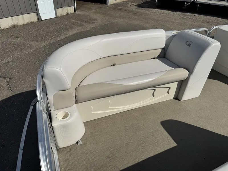 Slide: The Image of Grand GT 2380 RF Pontoon 2017 - 11