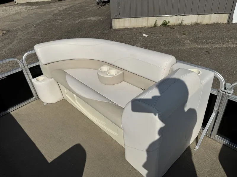 Slide: The Image of Grand GT 2380 RF Pontoon 2017 - 15