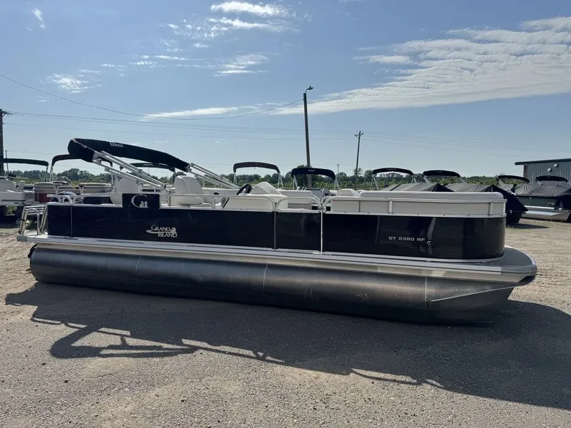 Slide: The Image of Grand GT 2380 RF Pontoon 2017 - 16