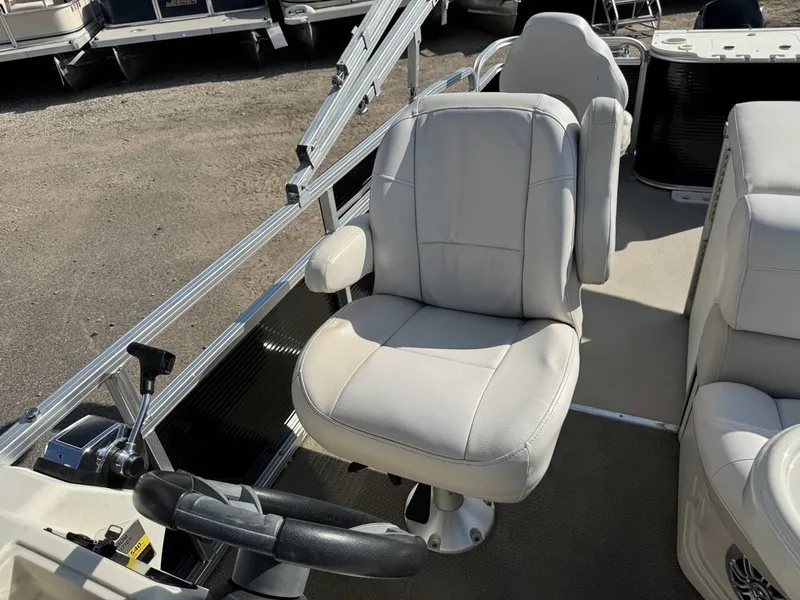 Slide: The Image of Grand GT 2380 RF Pontoon 2017 - 19