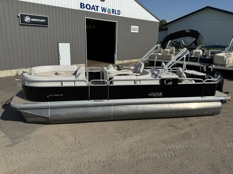 Slide: The Image of Grand GT 2380 RF Pontoon 2017 - 4