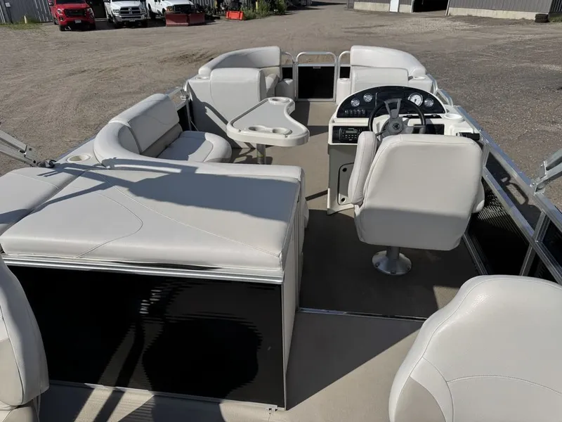 Slide: The Image of Grand GT 2380 RF Pontoon 2017 - 6