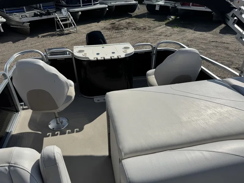 Slide: The Image of Grand GT 2380 RF Pontoon 2017 - 8