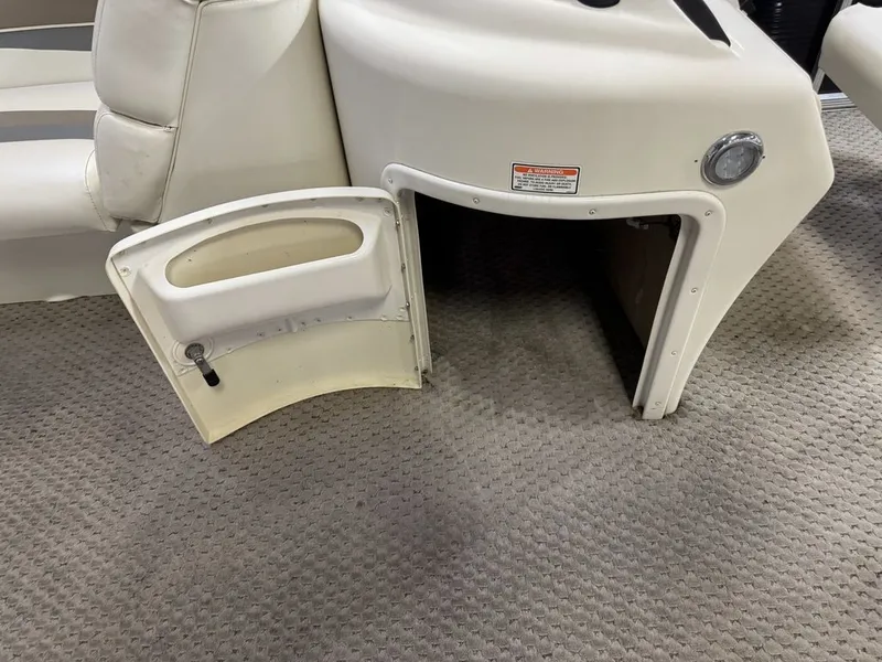 Slide: The Image of Bennington 2050 GS Pontoon 2006 - 26