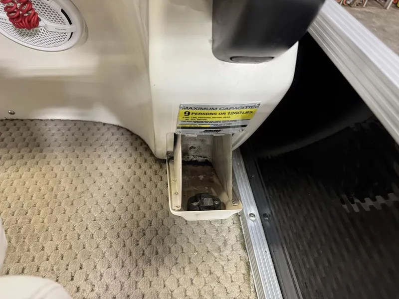 Slide: The Image of Bennington 2050 GS Pontoon 2006 - 31