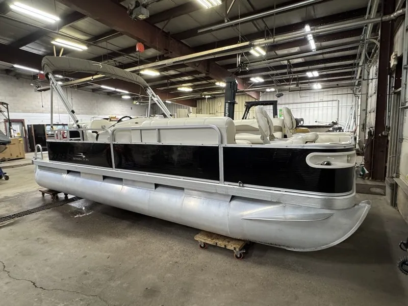 Slide: The Image of Bennington 2050 GS Pontoon 2006 - 37