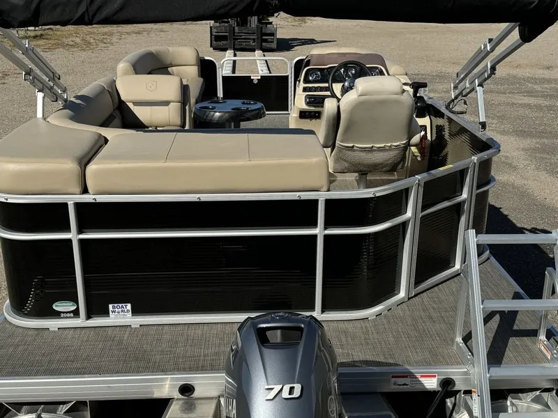 Slide: The Image of Sweetwater SW 2086 Cruise Pontoon With 70HP Yamaha 4-S EFI 2020 - 33