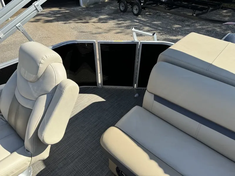 Slide: The Image of Sweetwater SW 2086 Cruise Pontoon With 70HP Yamaha 4-S EFI 2020 - 34