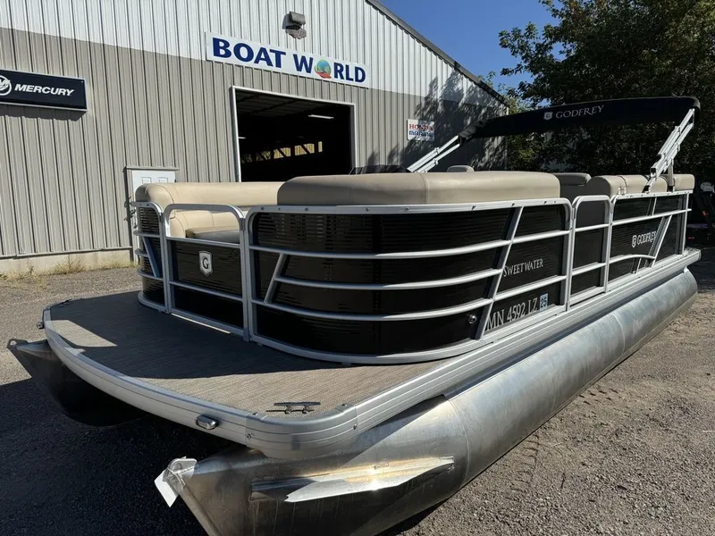Slide: The Image of Sweetwater SW 2086 Cruise Pontoon With 70HP Yamaha 4-S EFI 2020 - 38
