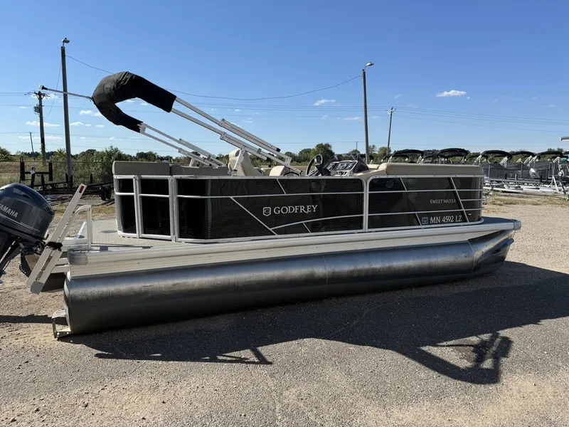 Slide: The Image of Sweetwater SW 2086 Cruise Pontoon With 70HP Yamaha 4-S EFI 2020 - 49