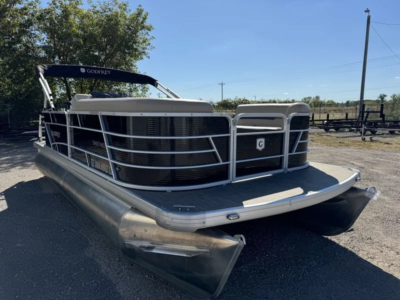 Slide: The Image of Sweetwater SW 2086 Cruise Pontoon With 70HP Yamaha 4-S EFI 2020 - 52