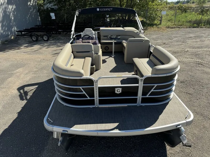 Slide: The Image of Sweetwater SW 2086 Cruise Pontoon With 70HP Yamaha 4-S EFI 2020 - 9