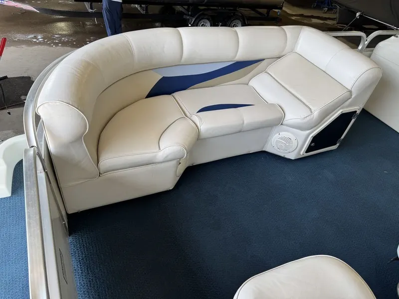 Slide: The Image of Weeres Sundeck 220 Pontoon 2006 - 10