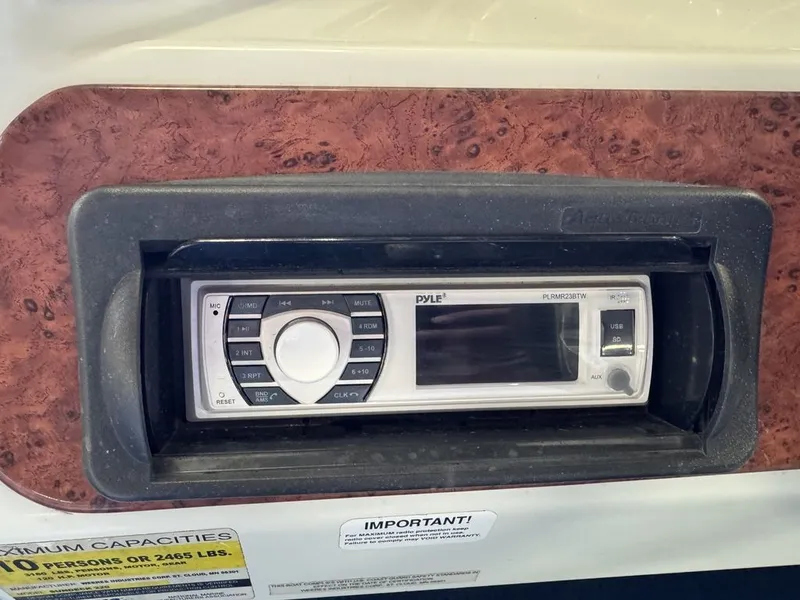 Slide: The Image of Weeres Sundeck 220 Pontoon 2006 - 22