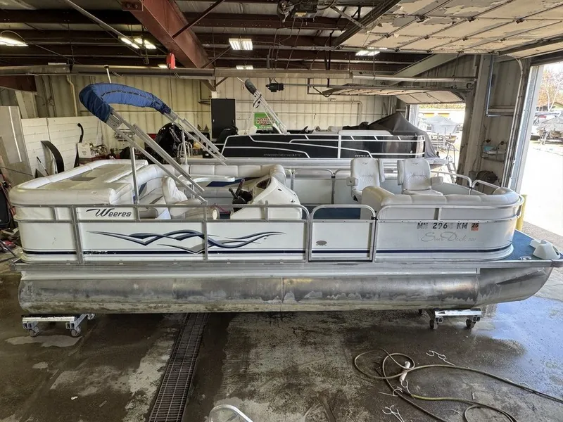 Slide: The Image of Weeres Sundeck 220 Pontoon 2006 - 3