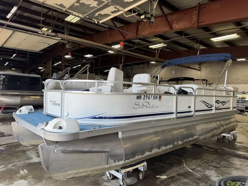 Slide: The Image of Weeres Sundeck 220 Pontoon 2006 - 36