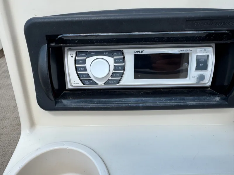 Slide: The Image of Sweetwater 2222 DF Pontoon WITH SEA LEGS 2004 - 21