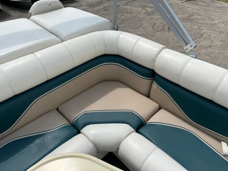 Slide: The Image of Sweetwater 2222 DF Pontoon WITH SEA LEGS 2004 - 32