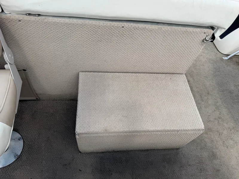 Slide: The Image of Sweetwater 2222 DF Pontoon WITH SEA LEGS 2004 - 39