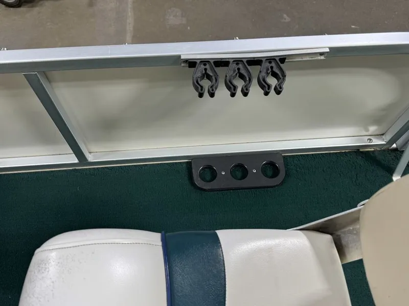 Slide: The Image of Starcraft Starfish 180 Pontoon 2000 - 10