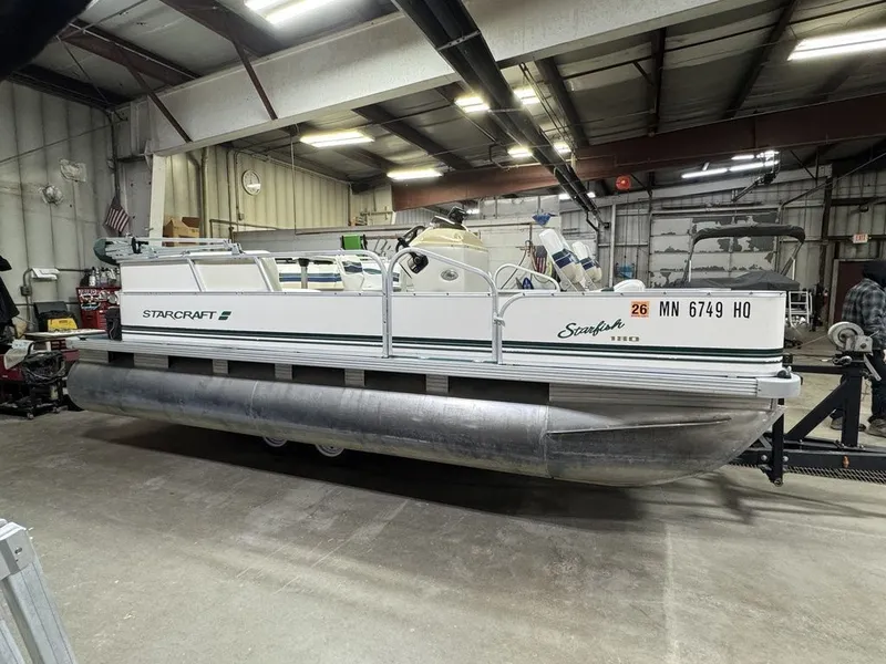 Slide: The Image of Starcraft Starfish 180 Pontoon 2000 - 32