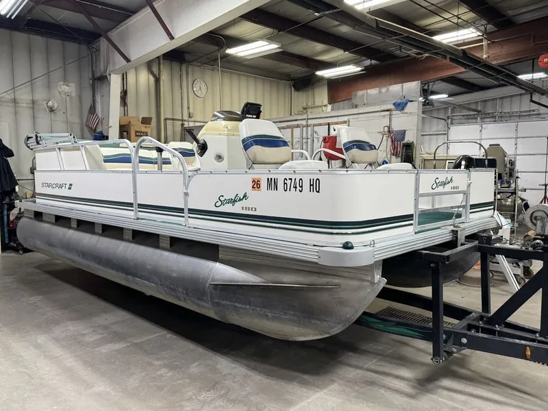 Slide: The Image of Starcraft Starfish 180 Pontoon 2000 - 34