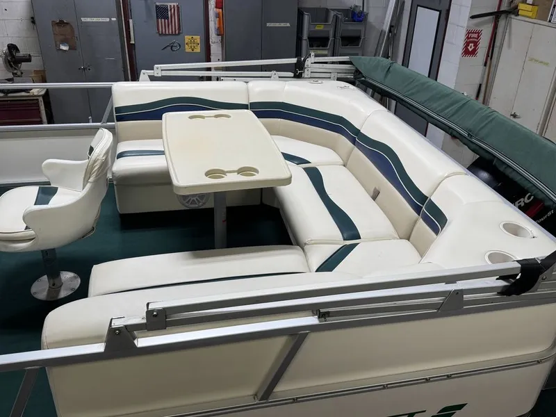 Slide: The Image of Starcraft Starfish 180 Pontoon 2000 - 6