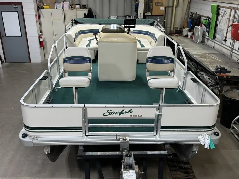 Slide: The Image of Starcraft Starfish 180 Pontoon 2000 - 8