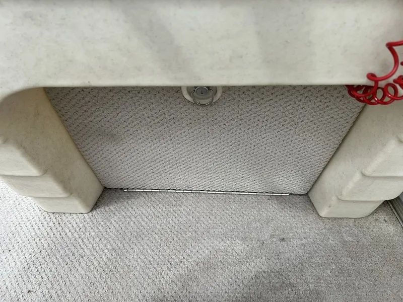 Slide: The Image of Bennington Sedona F21 Pontoon 2005 - 25