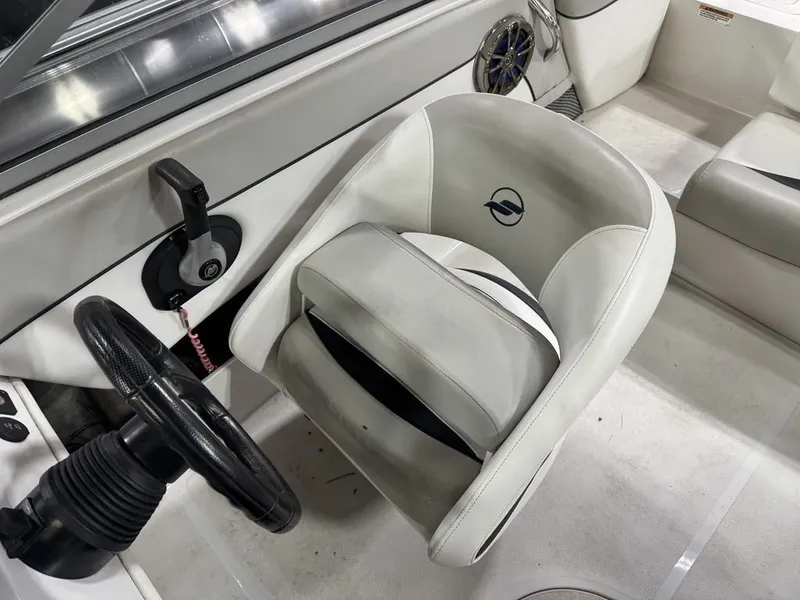 Slide: The Image of Starcraft Runabout Limited IO 1918 RE I/O 2015 - 18