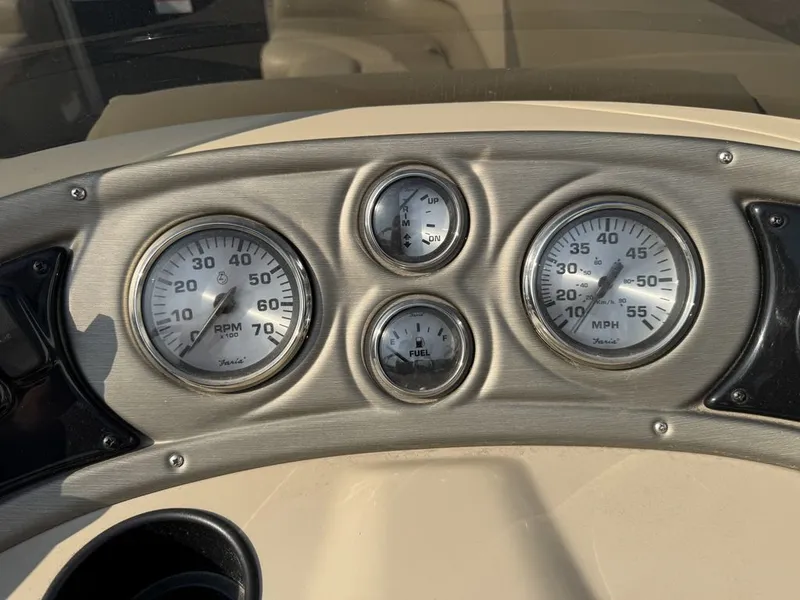 Slide: The Image of SunCatcher V322 RF Tritoon Pontoon 2016 - 19